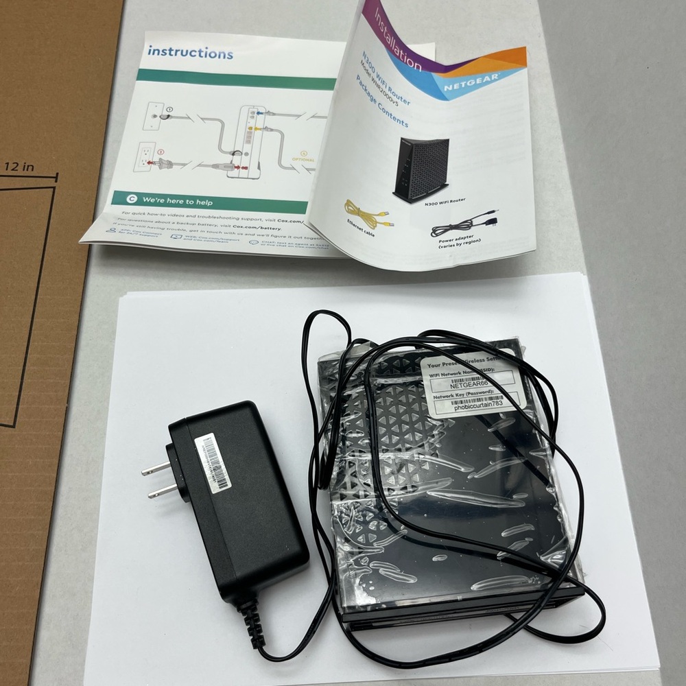 NETGEAR 🛜 N300 WiFi Router, model WNR2000 - Picture 9 of 15